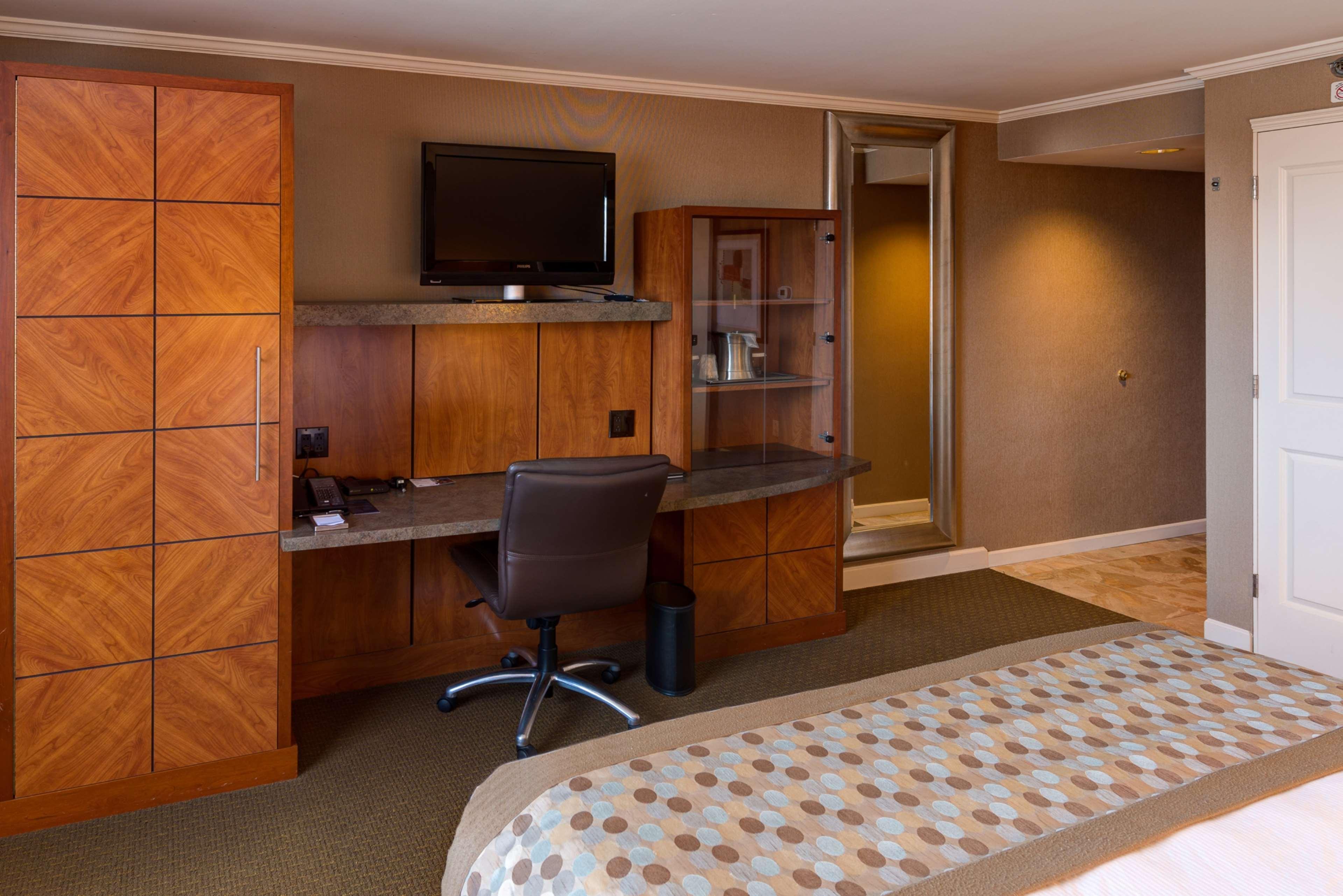 Doubletree By Hilton Akron Fairlawn Exterior foto