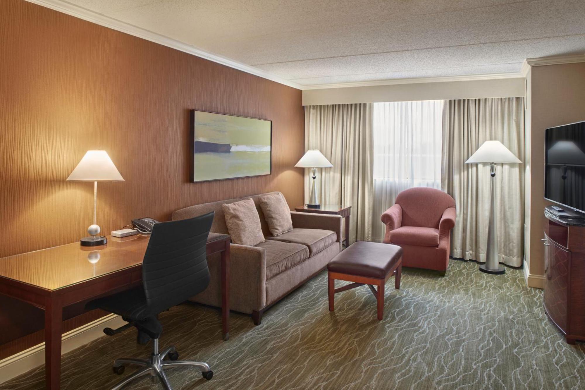Doubletree By Hilton Akron Fairlawn Exterior foto