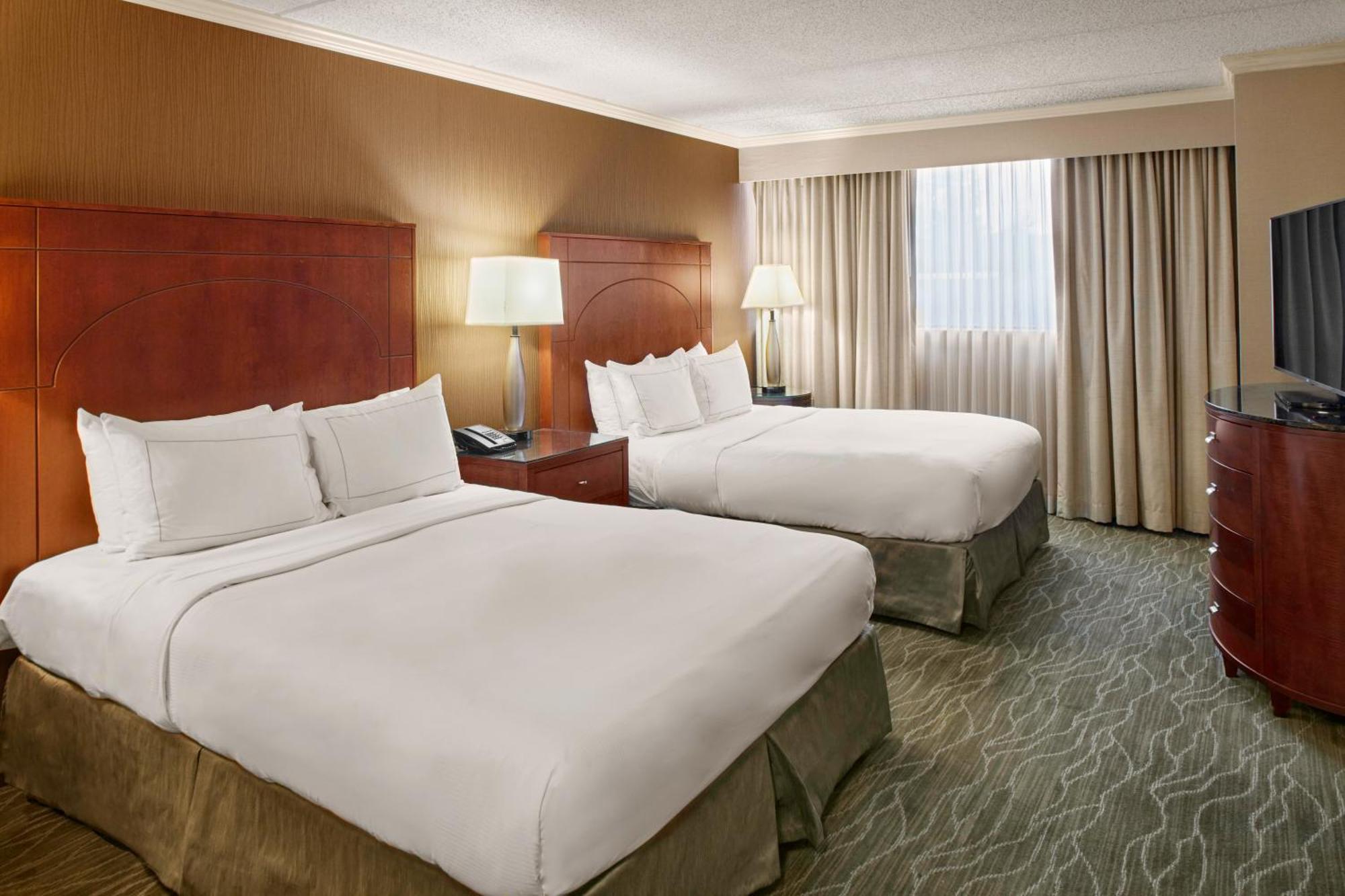 Doubletree By Hilton Akron Fairlawn Exterior foto