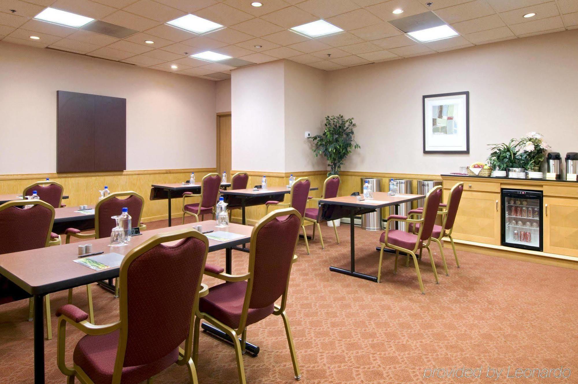 Doubletree By Hilton Akron Fairlawn Facilidades foto