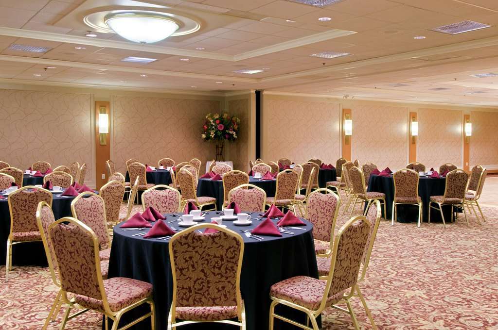 Doubletree By Hilton Akron Fairlawn Facilidades foto